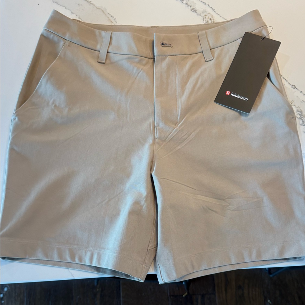 lululemon athletica Men's Light Khaki 7” shorts